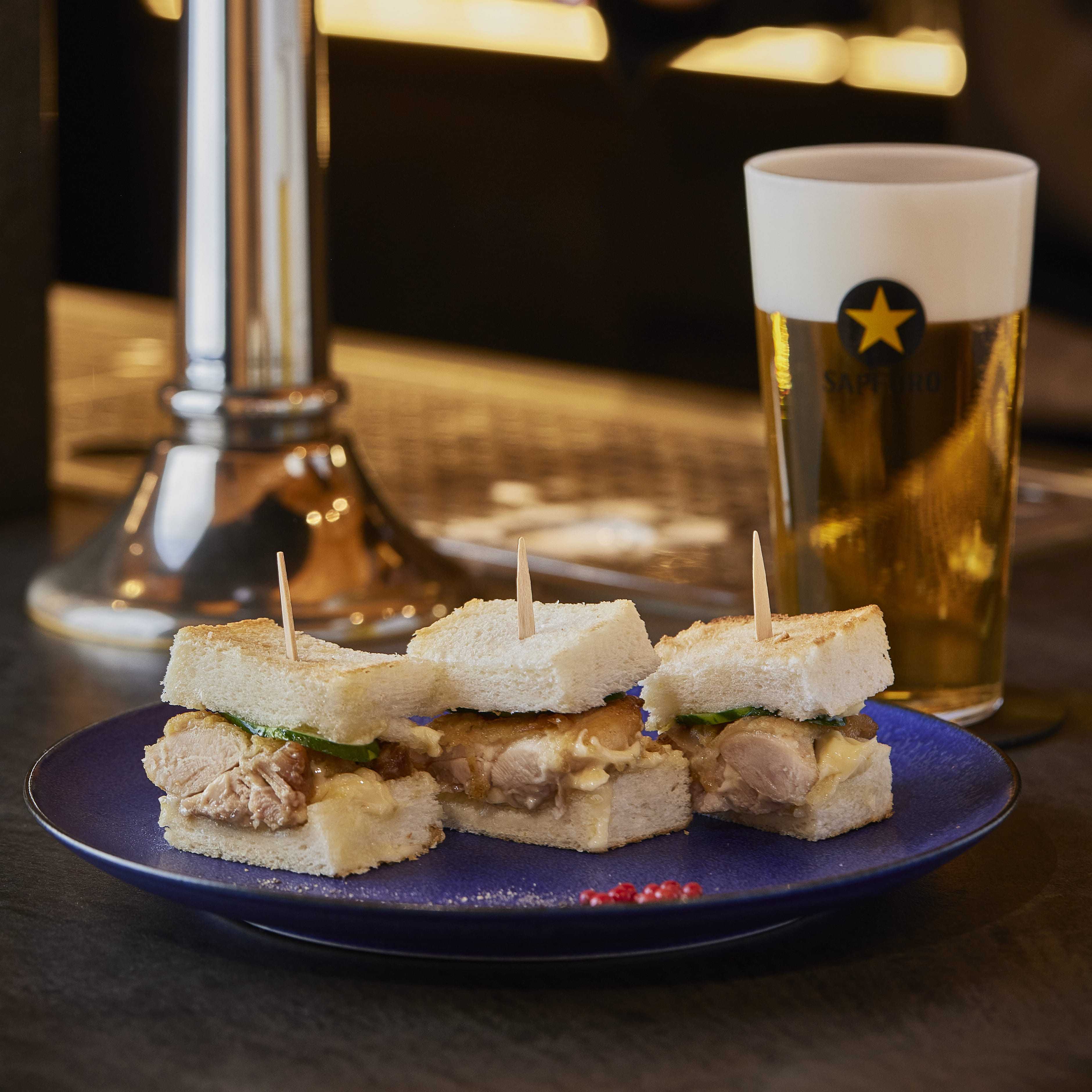 ザ・パーフェクト黒ラベル700円 / プレミアム銀座サンド880円